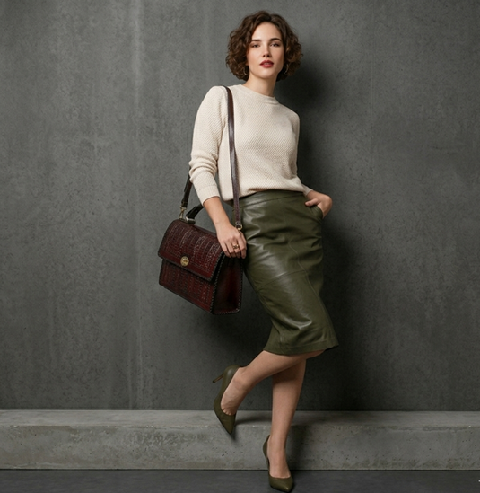 Translation missing: en.Burgundy Croc-Embossed Bag
